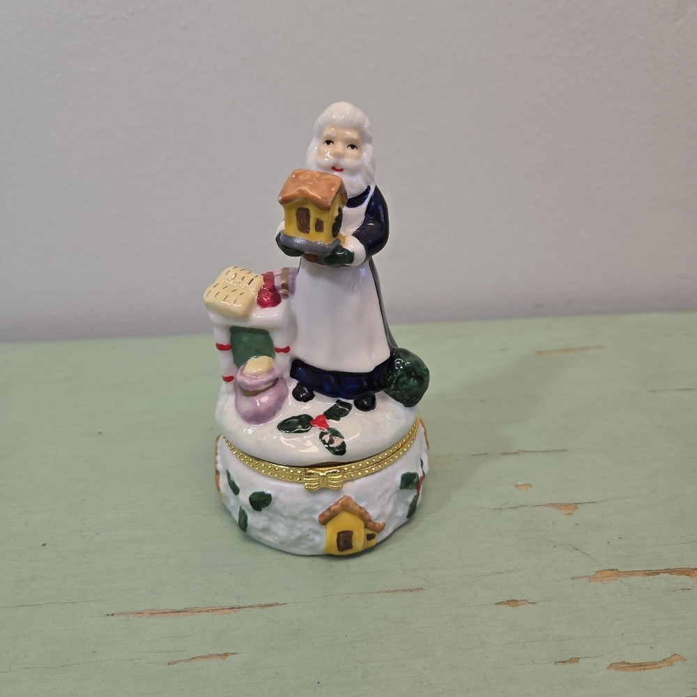 Santa Christmas Trinket Box